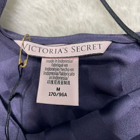 Victorias Secret Tank Top Night Pyjama Top Satin Purple Size Medium Loose Fit - Picture 2 of 8